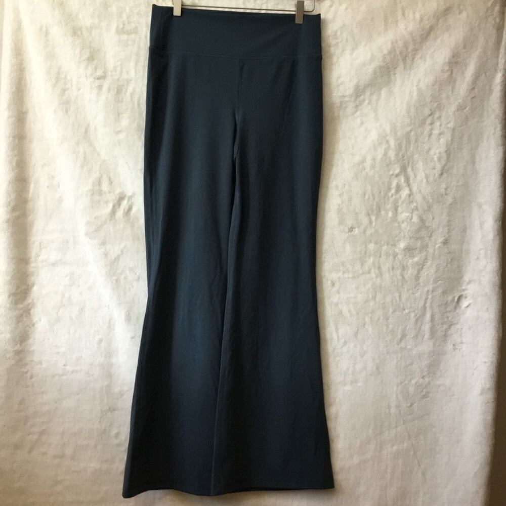UpWest Deep Green The Flare Leggings